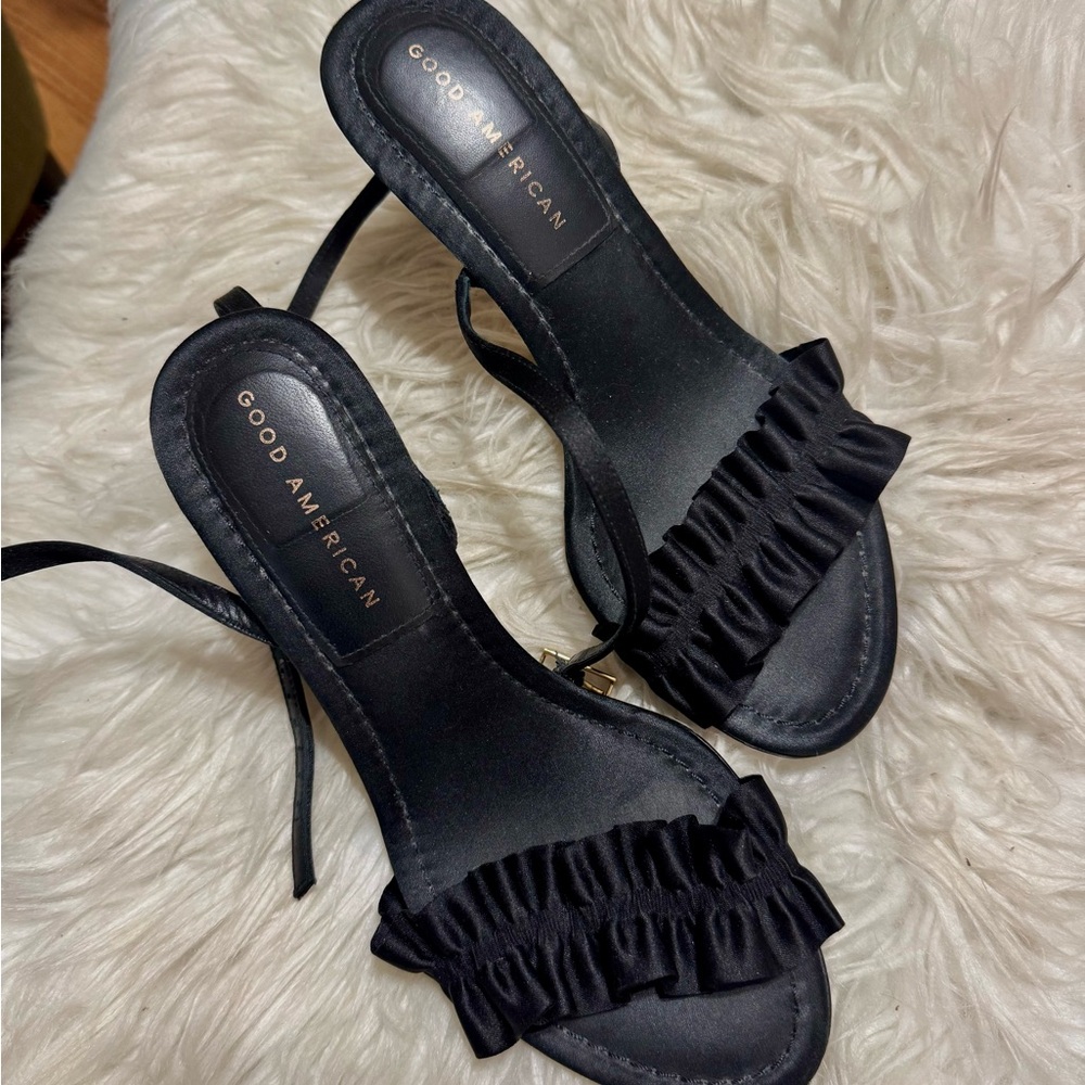 Good American Black Stiletto Heels with Ruffle Detail